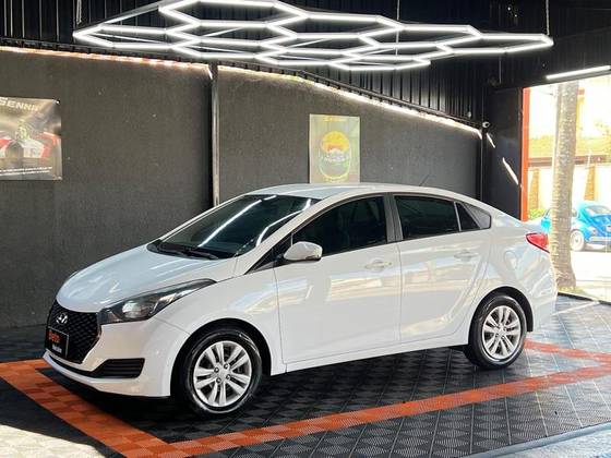 HYUNDAI HB20S 1.0 COMFORT PLUS 12V FLEX 4P MANUAL